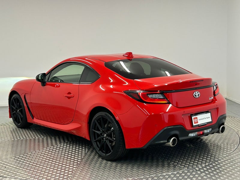 2024 Toyota GR86 RZ 2.4P Coupe 6M image 5
