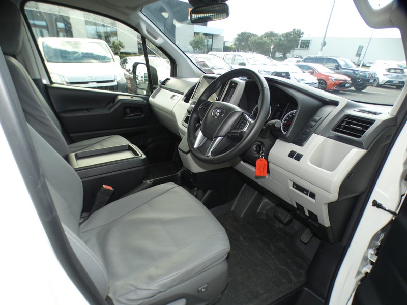 2024 Toyota Hiace ZX image 3