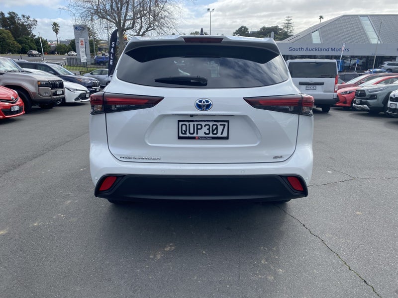 2024 Toyota Highlander GXL 2.5P Hybrid 7 Seater... image 3