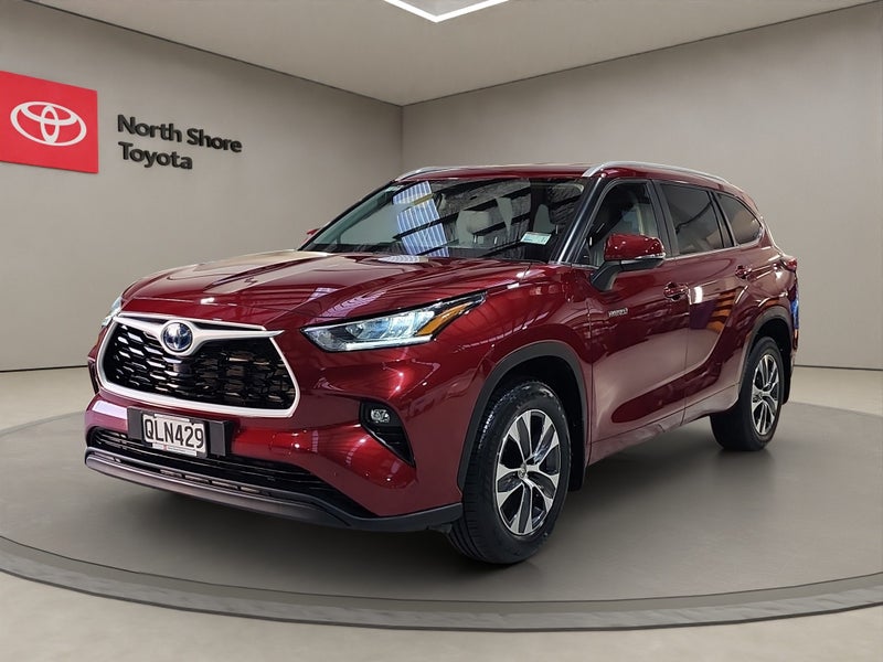 2024 Toyota Highlander Limited 2.5L Hybrid AWD SUV image 3
