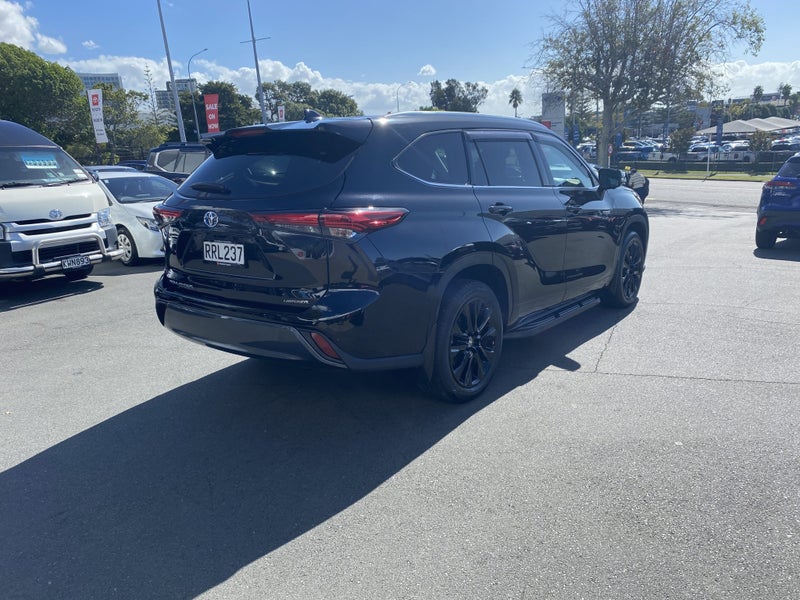 2024 Toyota Highlander Limited ZR 2.5 Hybrid image 2