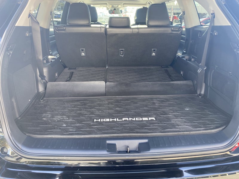 2024 Toyota Highlander Limited ZR 2.5 Hybrid image 4