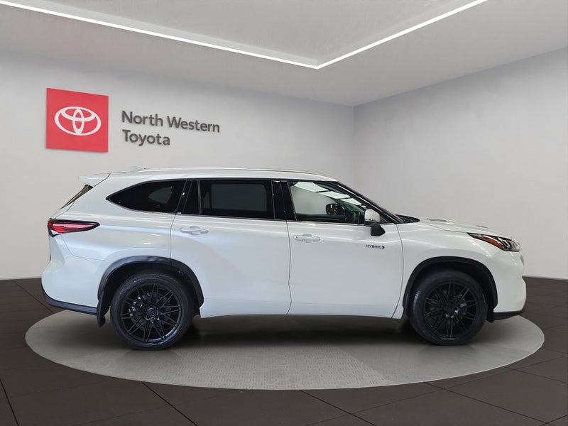 2024 Toyota Highlander Limited ZR 2.5L Hybrid A... image 4