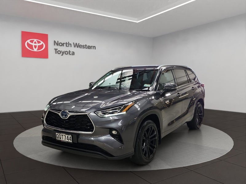 2024 Toyota Highlander Limited ZR 2.5L Hybrid A... image 4