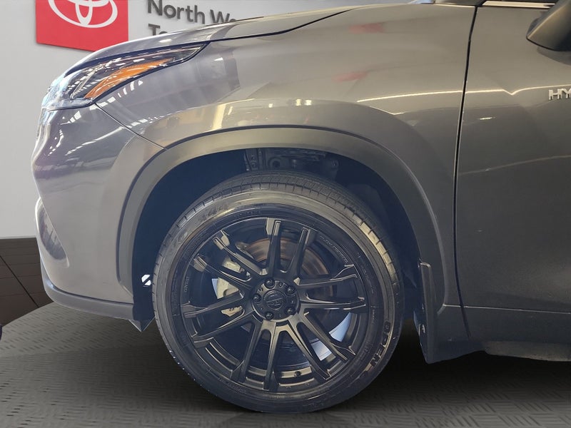 2024 Toyota Highlander Limited ZR 2.5L Hybrid A... image 5
