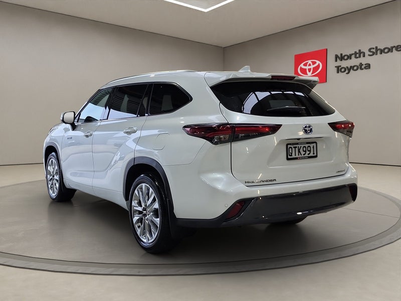 2024 Toyota Highlander Limited ZR 2.5L Hybrid A... image 5