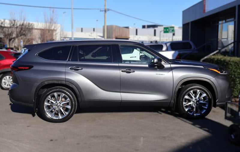 2024 Toyota Highlander Limited ZR 2.5P Hybrid image 5