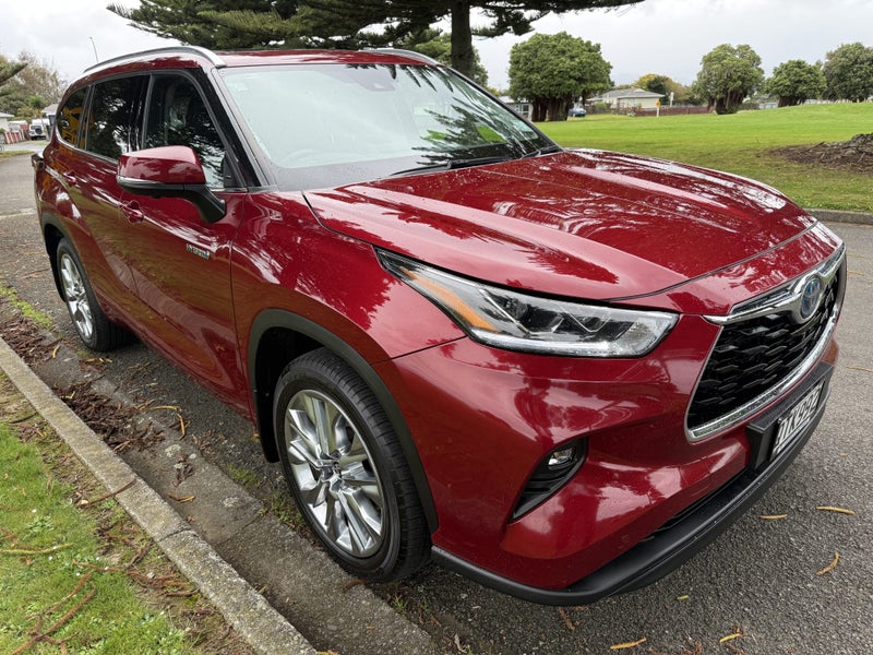 2024 Toyota Highlander Limited ZR 2.5P Hybrid A... image 3