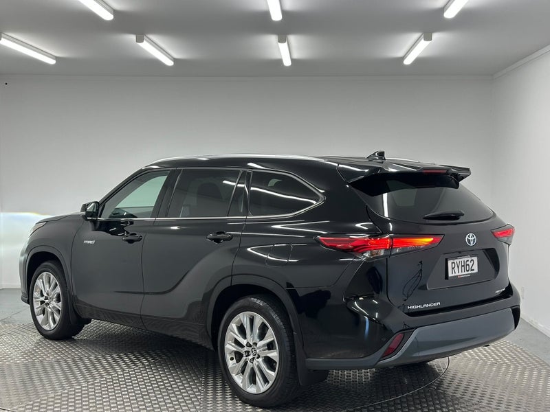 2024 Toyota Highlander Limited ZR 2.5P Hybrid AWD image 5