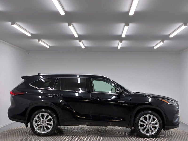 2024 Toyota Highlander Limited ZR 2.5P Hybrid AWD image 2
