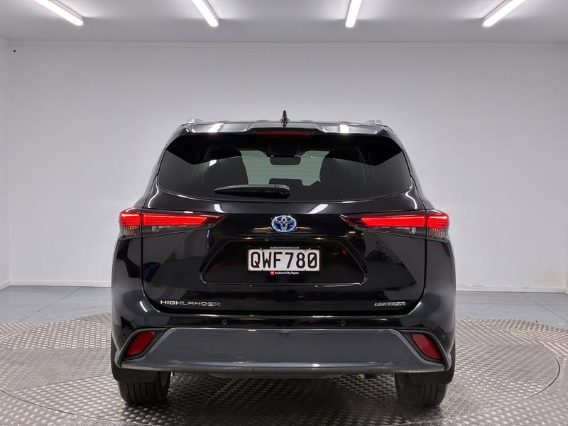 2024 Toyota Highlander Limited ZR 2.5P Hybrid AWD image 4