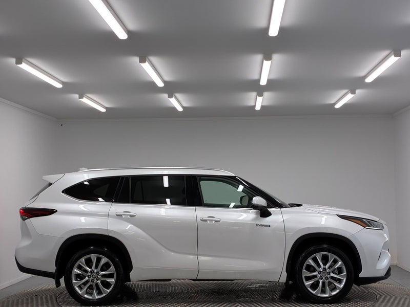 2024 Toyota Highlander Limited ZR 2.5P Hybrid AWD image 2