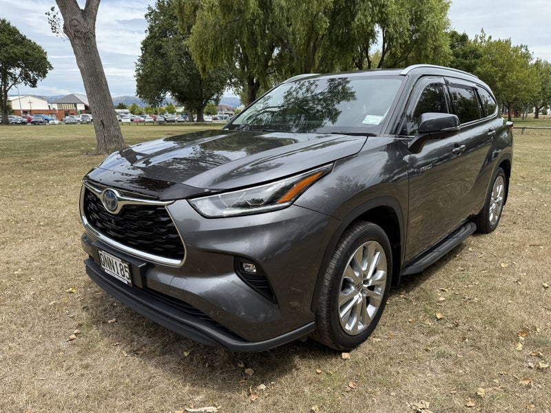 2024 Toyota Highlander Limited ZR 2.5PH Hybrid... image 3