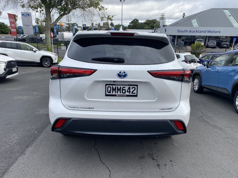 2024 Toyota Highlander Limited ZR 7 Seater 2.5P... image 3