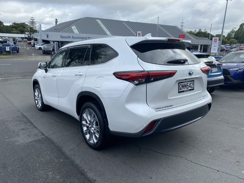 2024 Toyota Highlander Limited ZR 7 Seater 2.5P... image 5