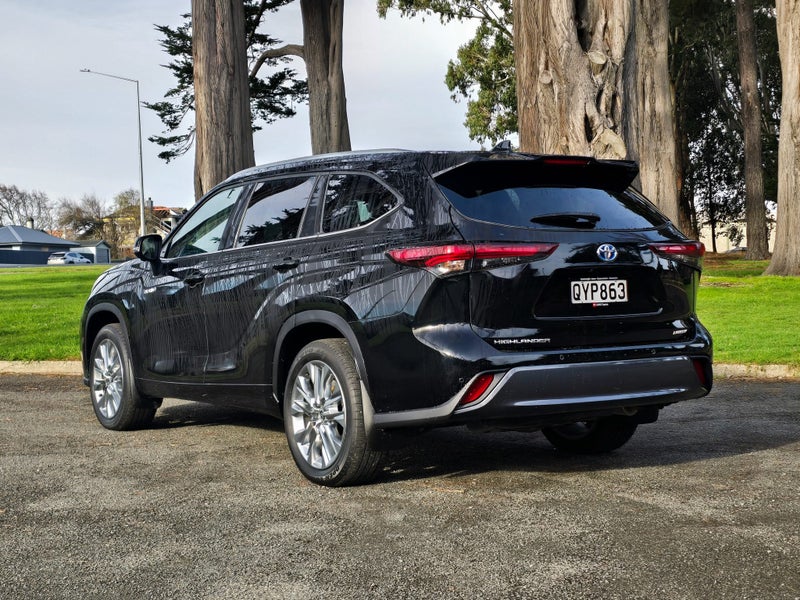 2024 Toyota Highlander Limited ZR Hybrid AWD image 5