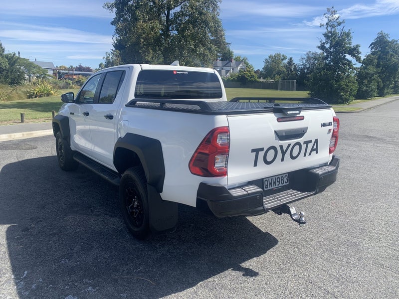 2024 Toyota Hilux GR Sport 2.8DT 6AT 4WD DCW/4D... image 3