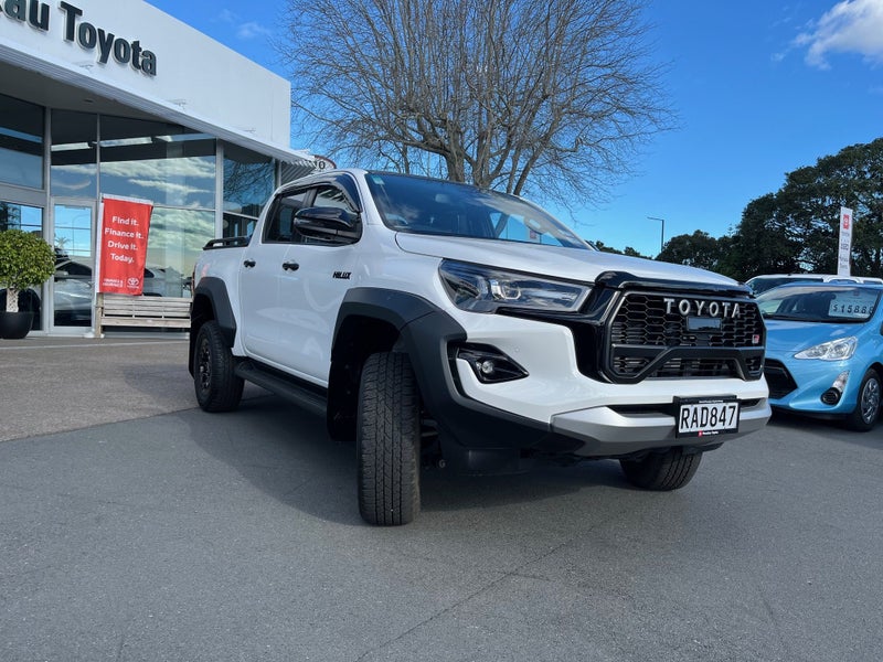 2024 Toyota Hilux GR Sport 2.8DT 6AT 4WD DCW/4D... image 5
