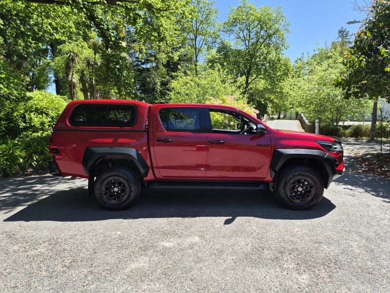 2024 Toyota Hilux GR Sport 2.8DT 6AT 4WD (KFDTG... image 2