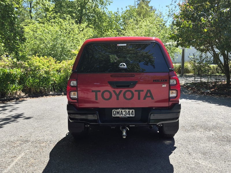 2024 Toyota Hilux GR Sport 2.8DT 6AT 4WD (KFDTG... image 4