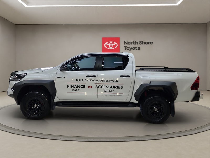 2024 Toyota Hilux GR Sport 2.8L Diesel Turbo 4W... image 5