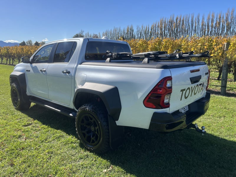 2024 Toyota Hilux GR Sport 2.8TD 4WD 550Nm - ex... image 5