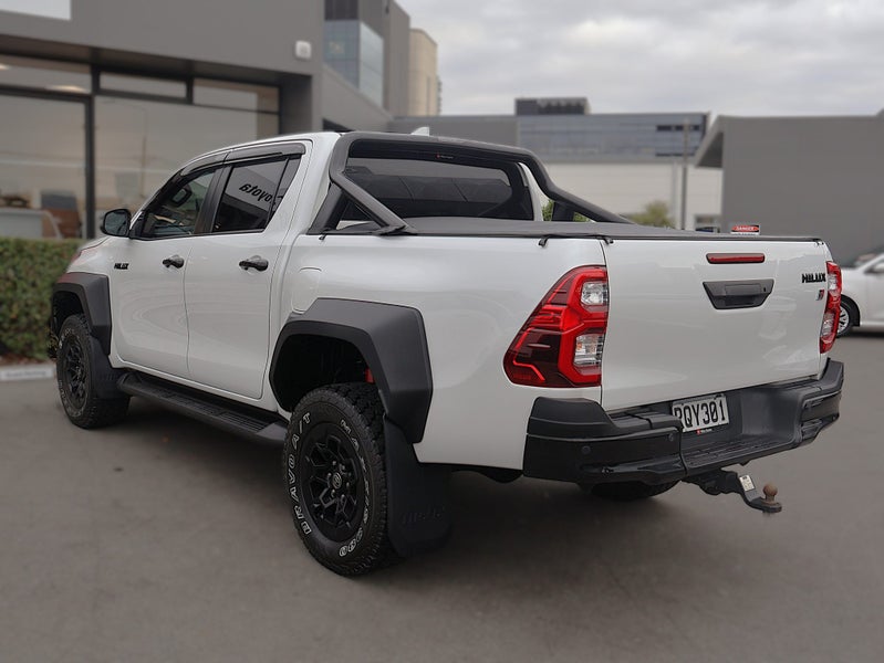 2024 Toyota Hilux GR Sport DIESEL TURBO, 4WD/4X4 image 5