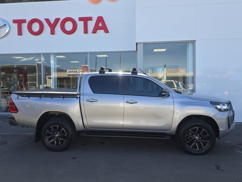 2024 Toyota Hilux SR 2.8DT 2WD 6M image 2