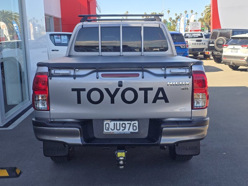 2024 Toyota Hilux SR 2.8DT 2WD 6M image 4