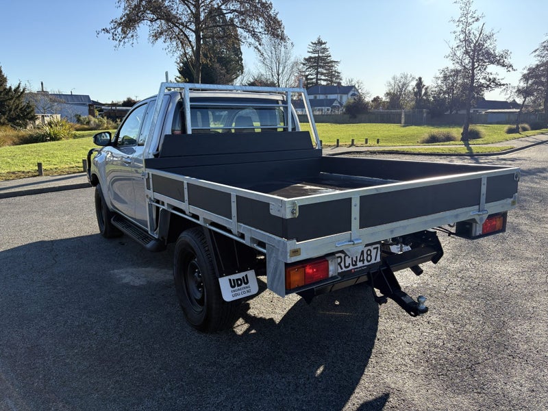 2024 Toyota Hilux SR 2.8DT 6AT 4WD ECC/4D/4S (L... image 3