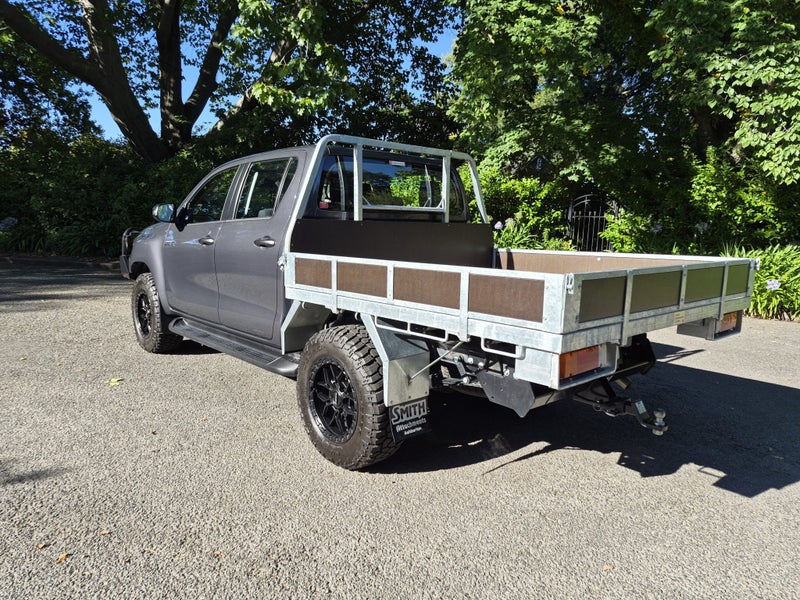 2024 Toyota Hilux SR 2.8DT Hybrid 6AT 4WD (LFDA... image 5