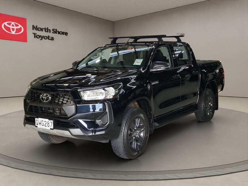 2024 Toyota Hilux SR 2.8L Diesel Turbo 2WD Ute image 3