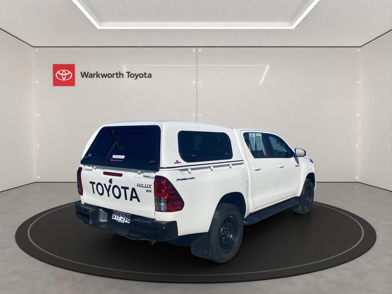 2024 Toyota Hilux SR 2.8L Diesel TURBO DCW 2WD image 5
