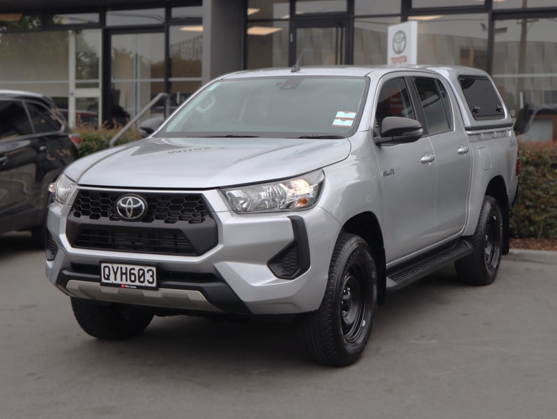 2024 Toyota Hilux SR DIESEL HYBRID 4WD/4X4, Auto image 3