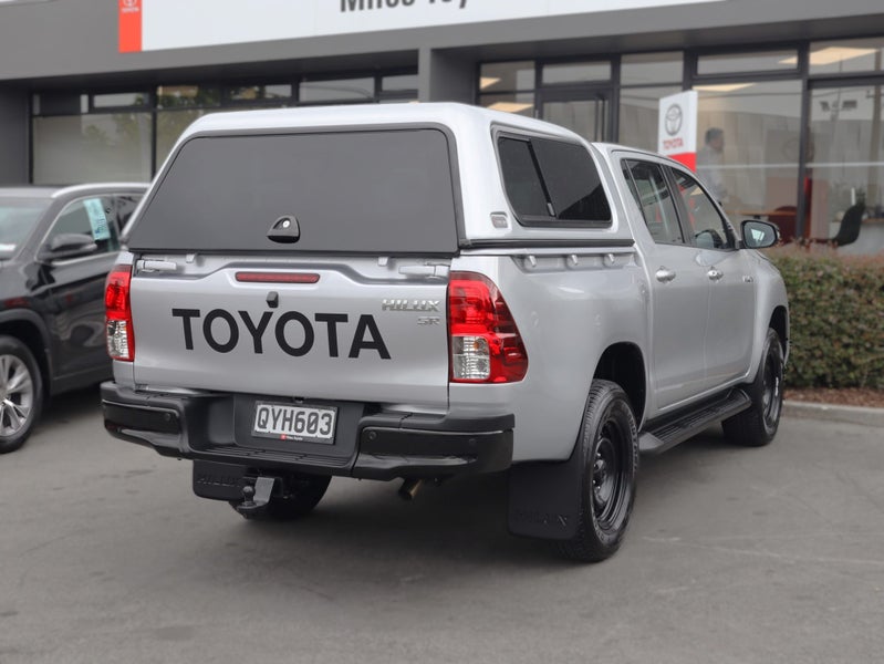 2024 Toyota Hilux SR DIESEL HYBRID 4WD/4X4, Auto image 5