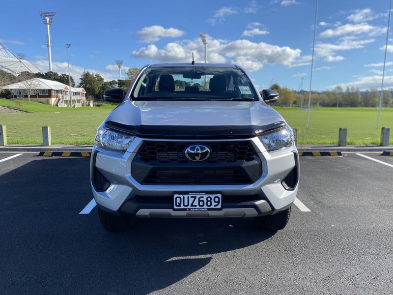 2024 Toyota Hilux SR Double Cab 2.8L TURBO Dies... image 2