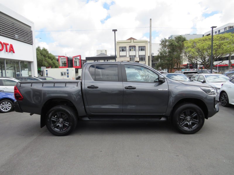 2024 Toyota Hilux SR5 2.8DT 6AT 2WD image 3