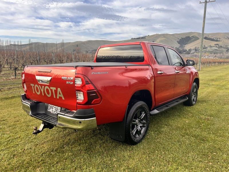 2024 Toyota Hilux SR5 2.8DT 6AT 2WD DCW/4D/5S image 4