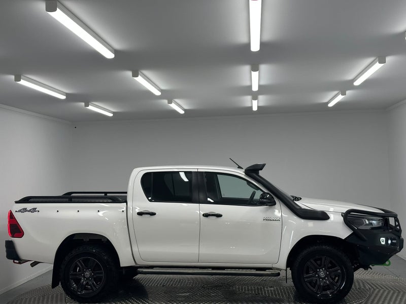2024 Toyota Hilux SR5 2.8DT Hybrid 4WD image 2
