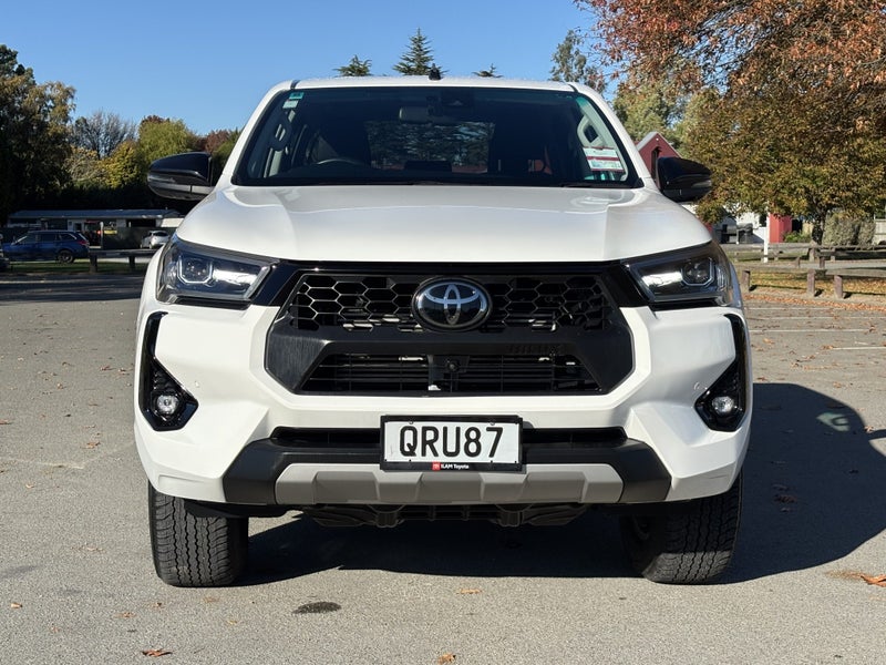 2024 Toyota Hilux SR5 2.8DT Hybrid 6AT 4WD image 2