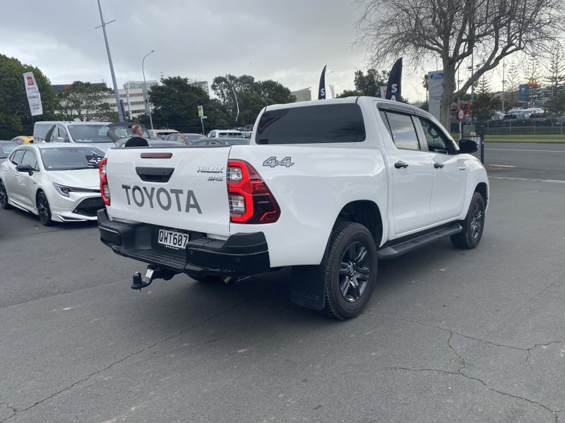 2024 Toyota Hilux SR5 2.8DT Hybrid 6AT 4WD image 2