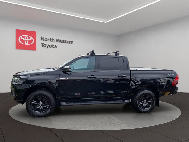 2024 Toyota Hilux SR5 2.8DT Hybrid 6AT 4WD DCW/... image 4