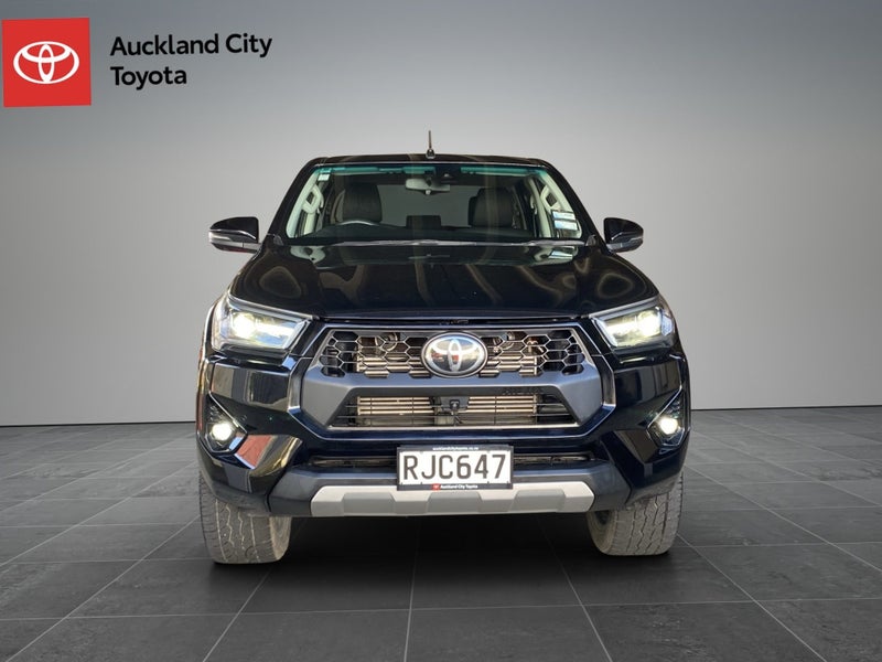 2024 Toyota Hilux SR5 2.8DT Hybrid 6AT 4WD DCW/... image 2