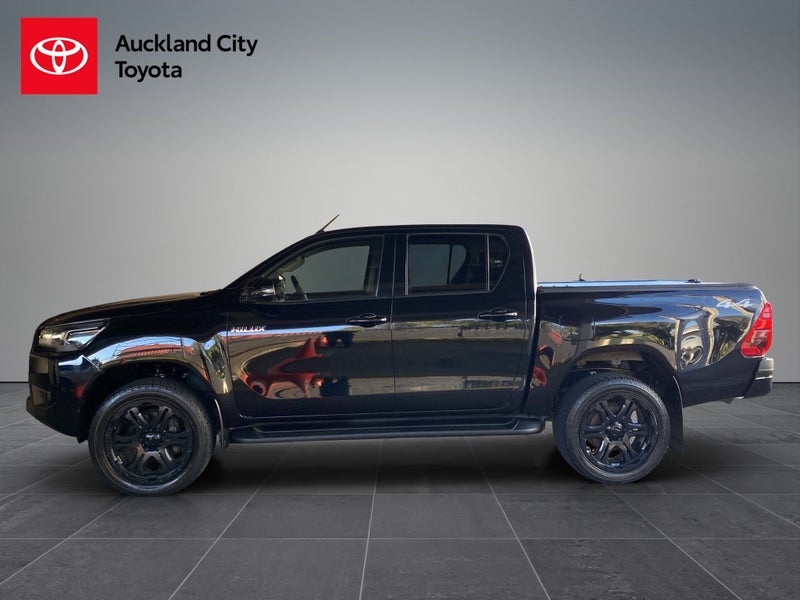 2024 Toyota Hilux SR5 2.8DT Hybrid 6AT 4WD DCW/... image 4