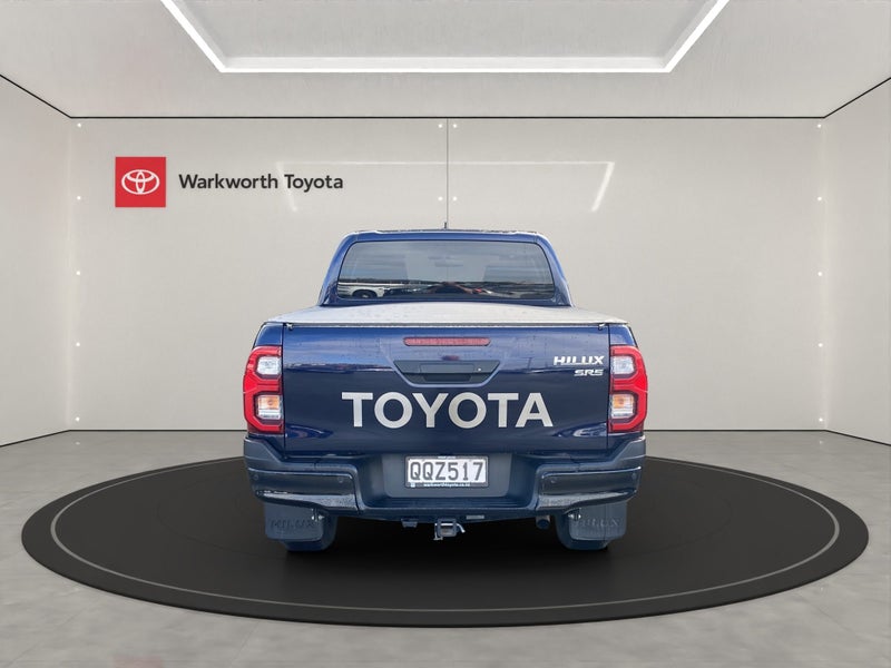 2024 Toyota Hilux SR5 2.8DT Hybrid 6AT 4WD DCW/... image 2