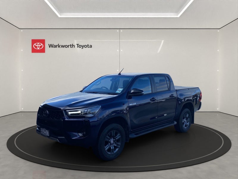 2024 Toyota Hilux SR5 2.8DT Hybrid 6AT 4WD DCW/... image 5