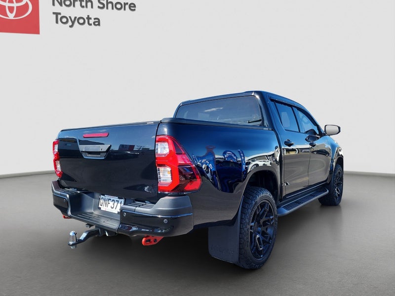 2024 Toyota Hilux SR5 2.8L Diesel Hybrid 4WD image 3