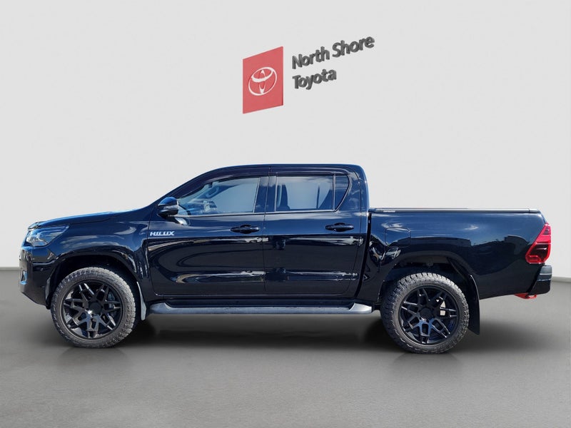 2024 Toyota Hilux SR5 2.8L Diesel Hybrid 4WD image 5