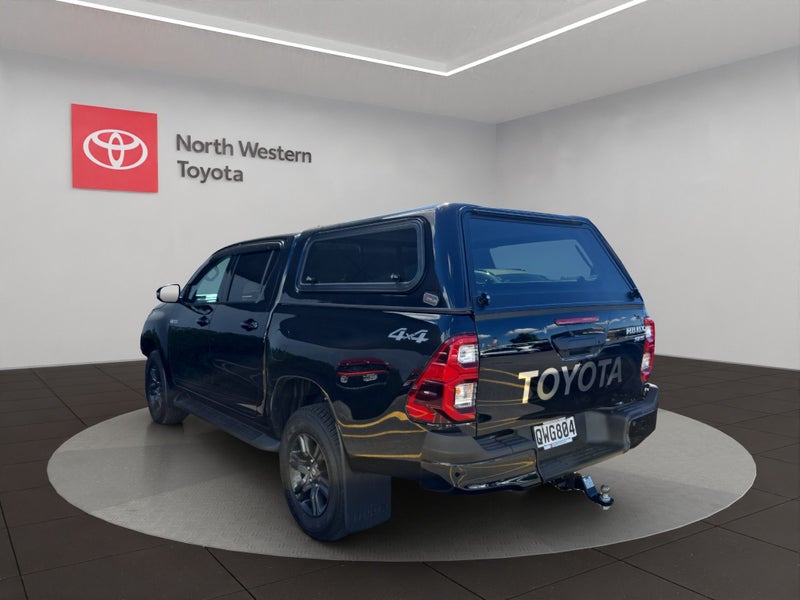 2024 Toyota Hilux SR5 2.8L Diesel Turbo 4WD Ute image 5