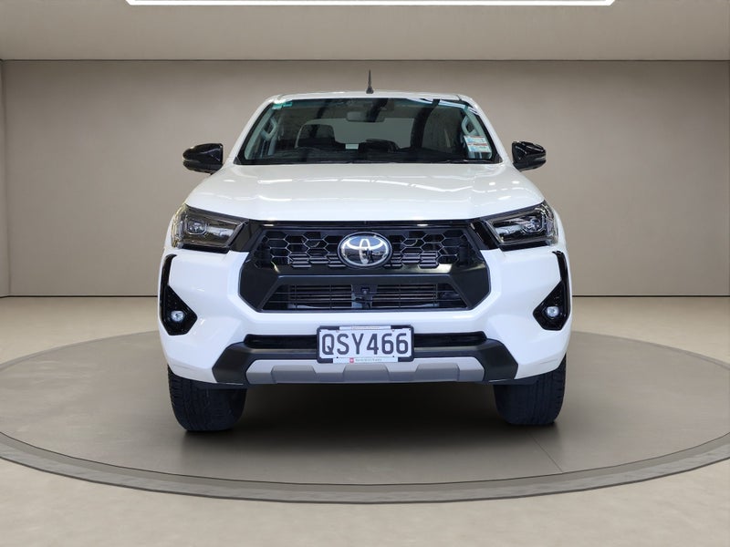 2024 Toyota Hilux SR5 2.8L Diesel Turbo 4WD Ute image 2